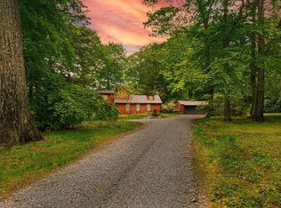 69 Winnie Rd, Mount Tremper, NY 12457