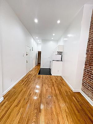 5th image of 513 E 81st St APT 1FE