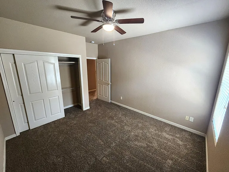 2777 Conventry 2777 Coventry — Photo 36