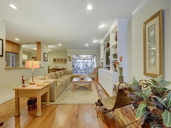 4th image of 3936 Far West Blvd #3936