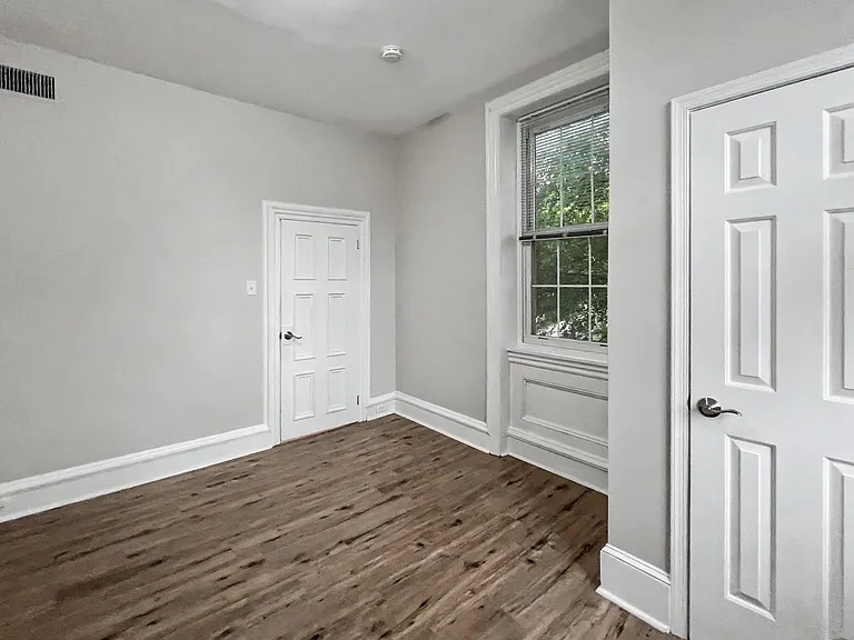 1012 E Lancaster Ave — Photo 16
