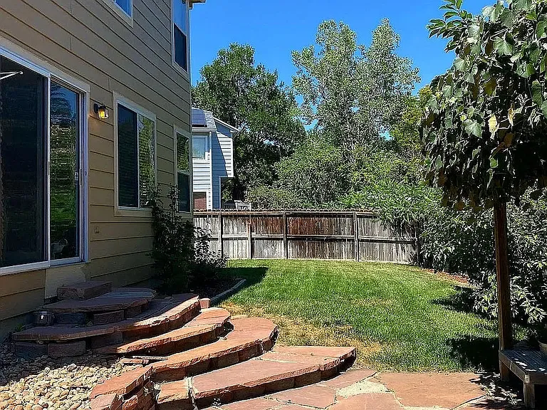 310 Mercator Ave — Photo 18