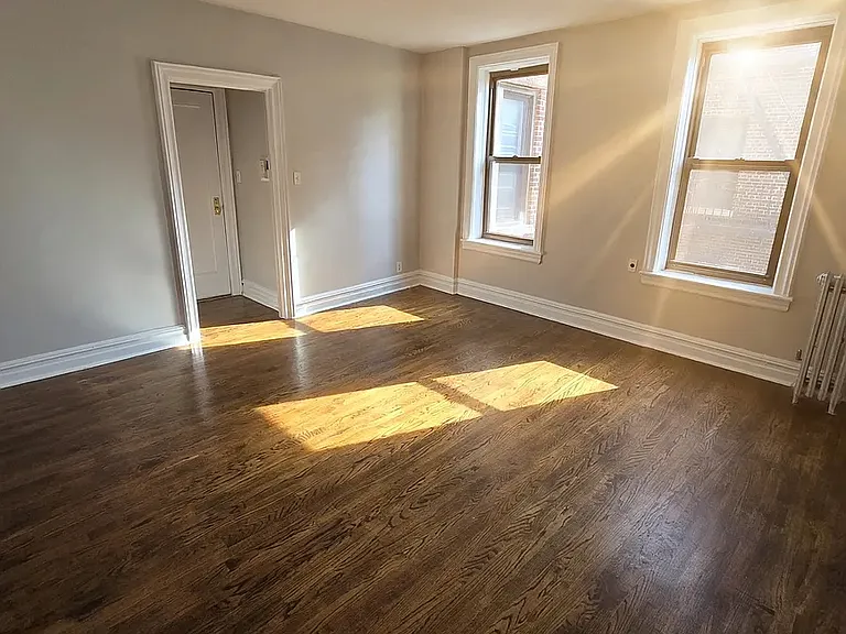 250 Ocean Pkwy #2H — Photo 1