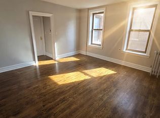 250 Ocean Pkwy APT 2H, Brooklyn, NY 11218