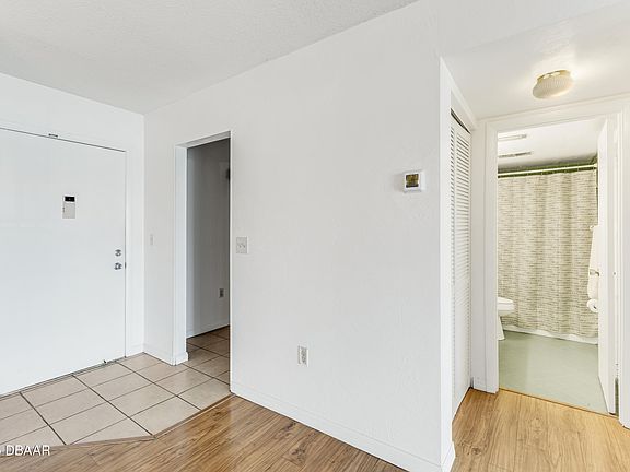5th image of 2711 N Halifax Ave APT 271