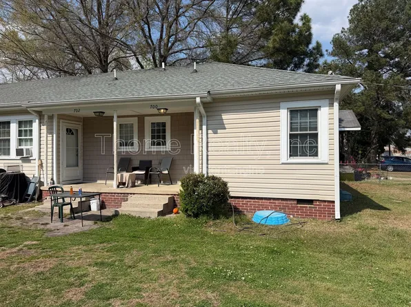 700 Pinehaven Dr, Rocky Mount, NC 27803