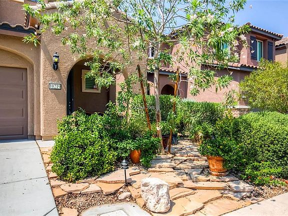 3rd image of 10219 Copalito Dr