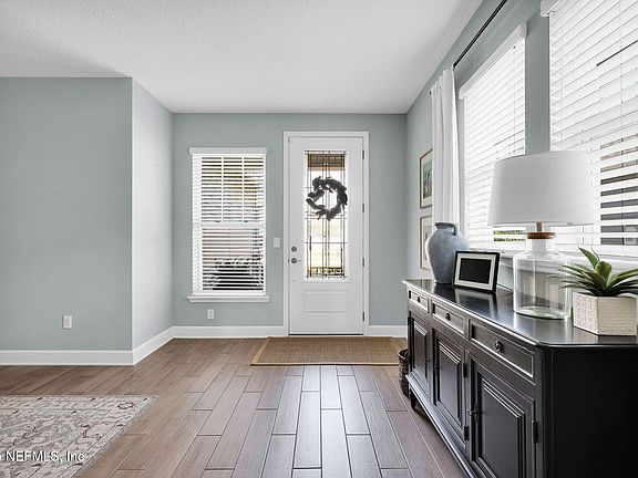 5th image of 50 VISTA LAKE Circle