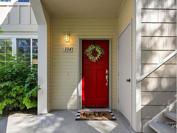 2nd image of 5170 S Surprise Way APT 104