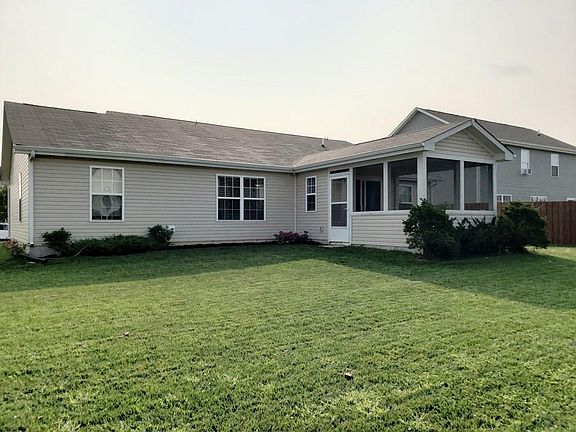 5th image of 694 Bobtail Dr