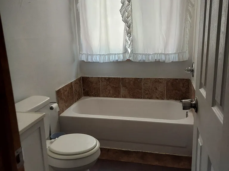 105 Feather Ln — Photo 12