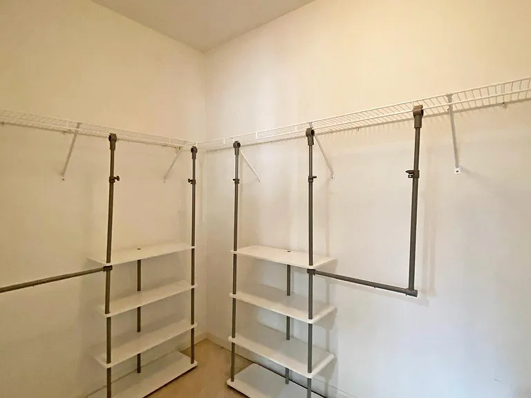 11004 NE 11th St #301 — Photo 19