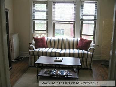 5th image of 936 W Waveland Ave #2