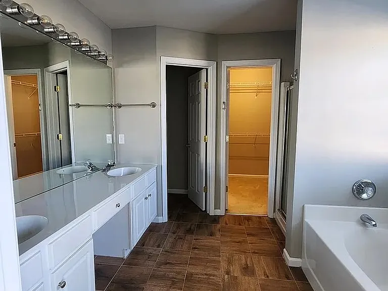 15325 Lavista Way — Photo 2