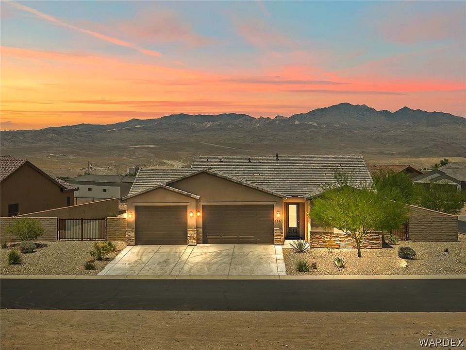 1st image of 2921 Steamboat Drive