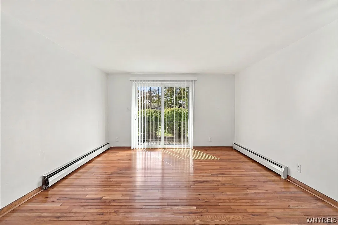 2 bed, 1.0 bath, 980 sqft, $1,450 — Photo 4