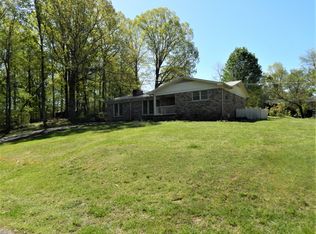 421 W Martin Rd, Collinwood, TN 38450