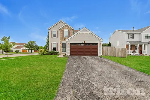 1011 Greenleaf Dr Photo 1