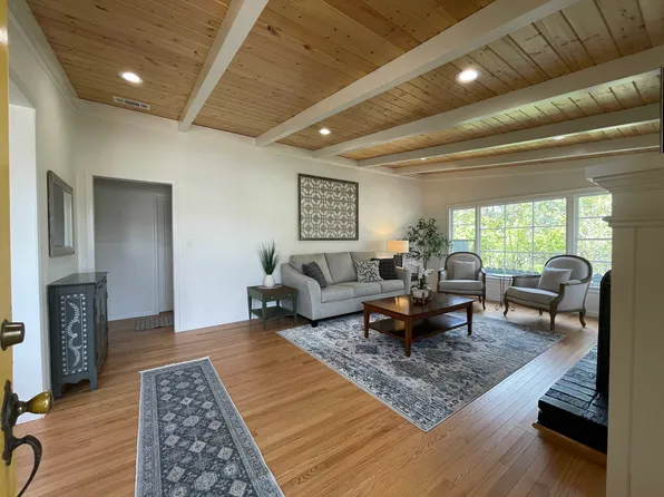 (undisclosed Address), Napa, CA 94558