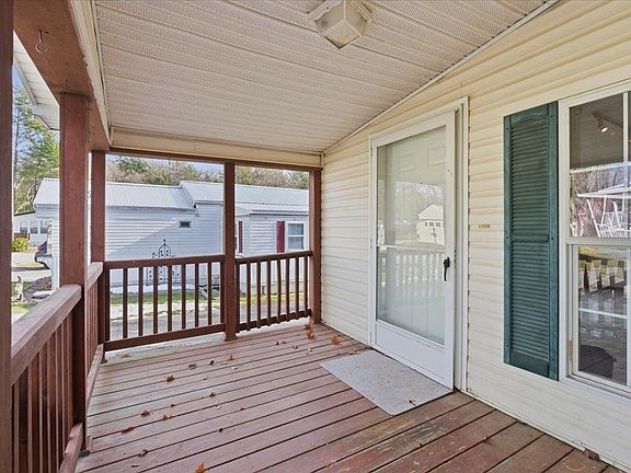 3rd image of 801 Nottingham Drive