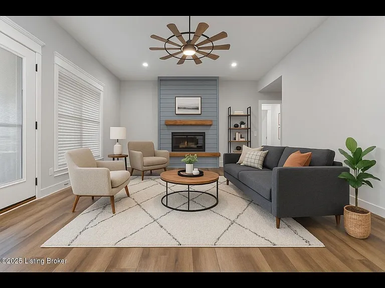 19 Clubhouse Ct — Photo 2