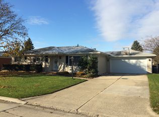 38071 Villa Mar St, Harrison Township, MI
