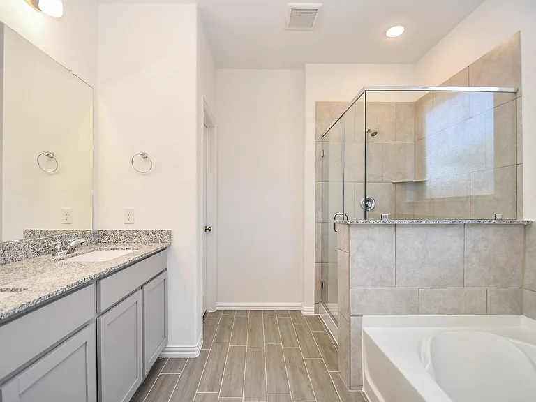 31322 Horseshoe Meadow Bend Ln — Photo 16