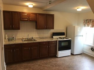 25 Bartlett Ave APT 6, Pittsfield, MA 01201