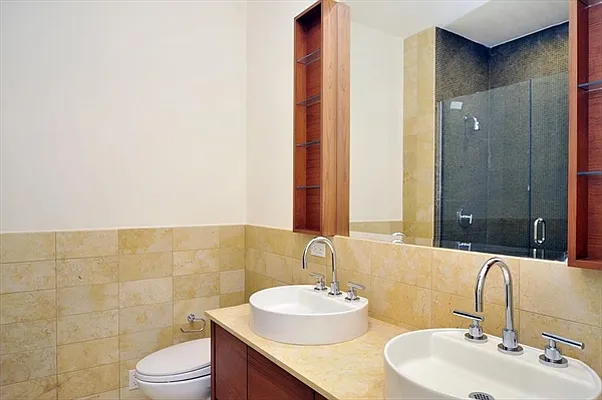 Sold by Citi Habitats | media 5