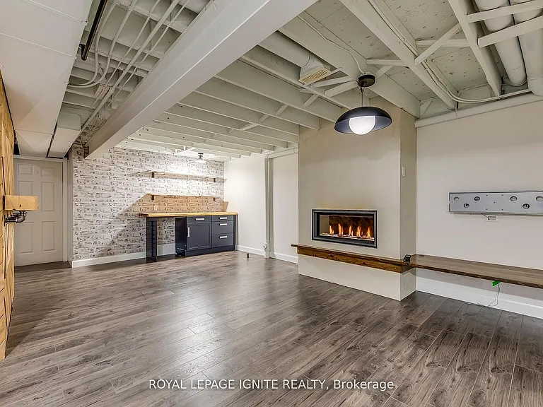 64 Templewood Dr — Photo 36