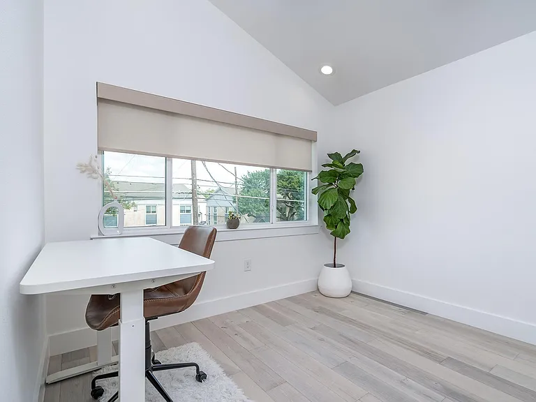 1419 Montopolis Dr #1 — Photo 19