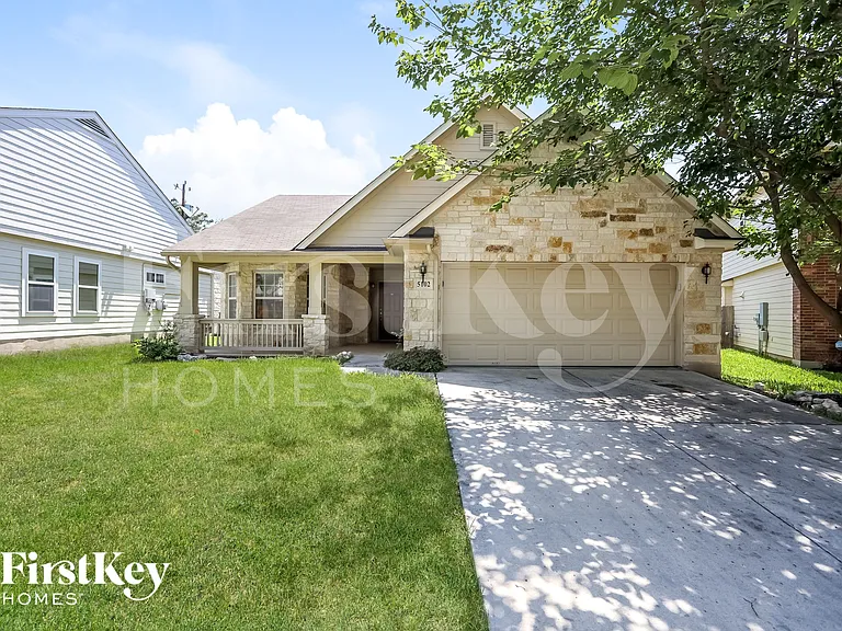 5102 Roan Brk — Photo 1