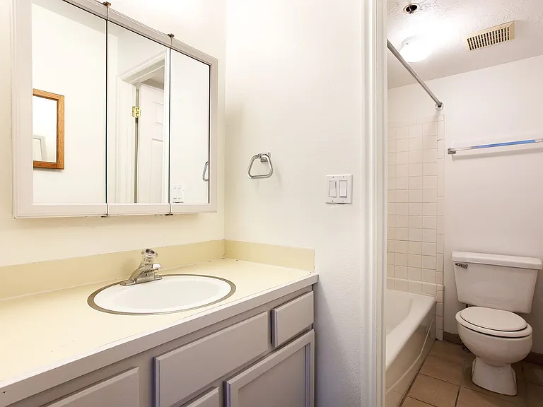 1660 Upper Ironhorse Loop #G5 — Photo 13