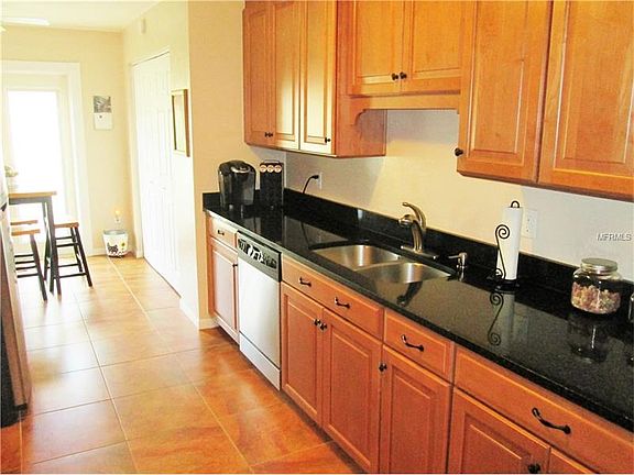 3rd image of 2314 Walden Pl S