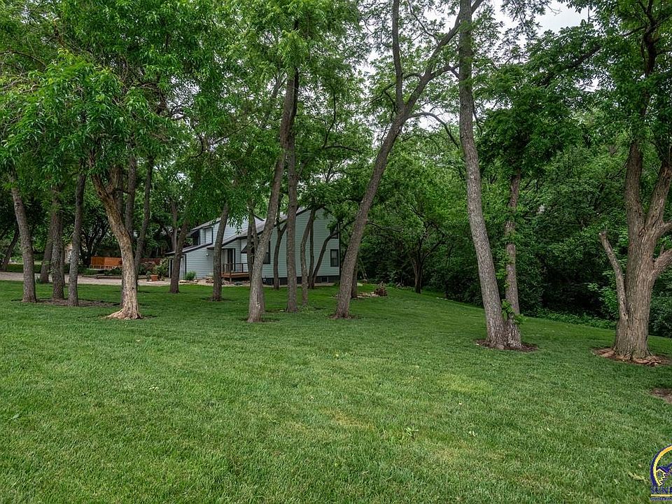 2610 SW Urish Rd, Topeka, KS 66614 Zillow