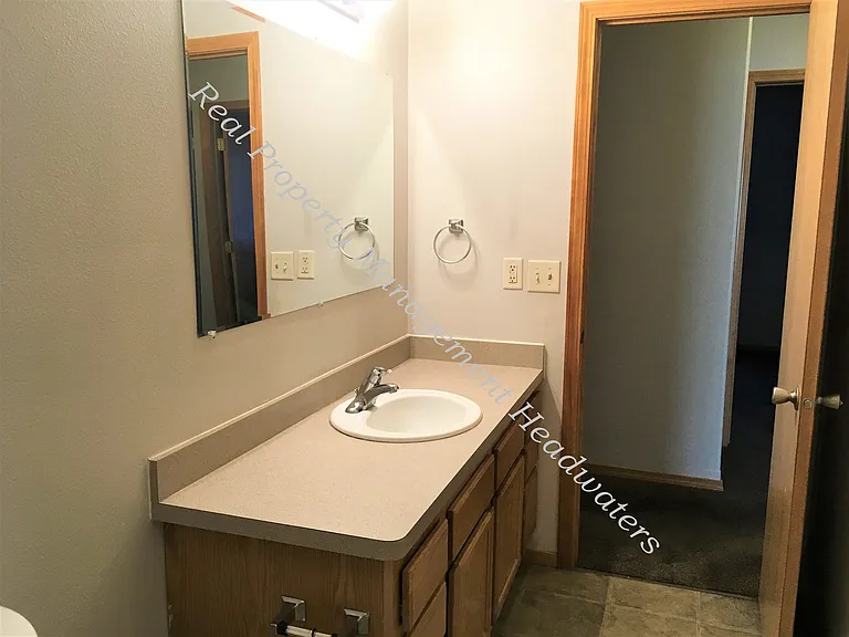 3838 Tulip St — Photo 9
