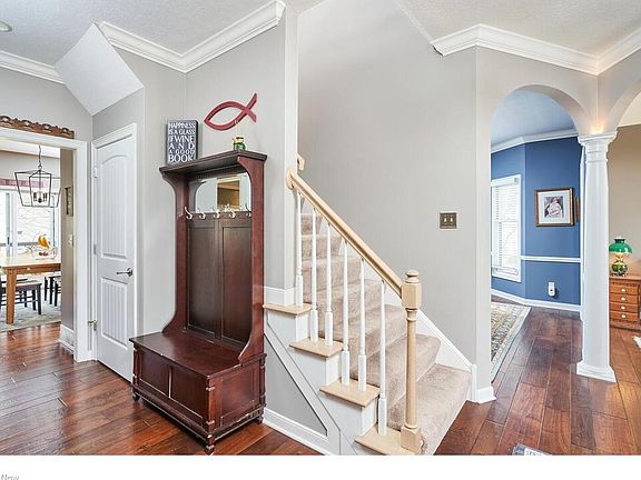 4th image of 9898 Highland Dr