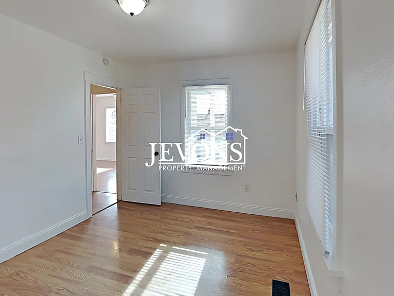 921 S 21st Ave #921 — Photo 17
