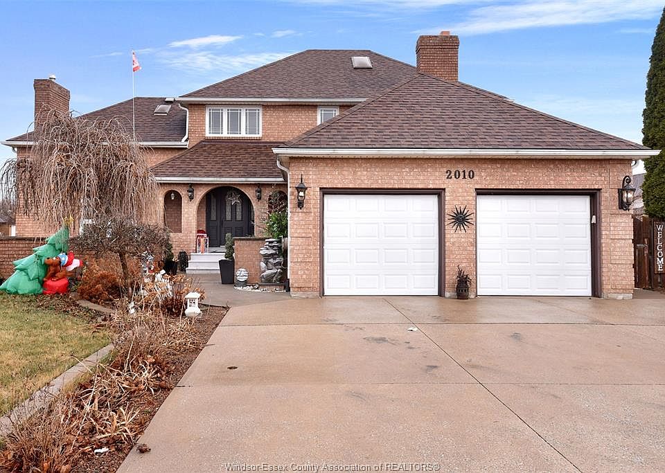 2010 Shawnee Rd, Tecumseh, ON N8N 4P5 MLS 24000422 Zillow