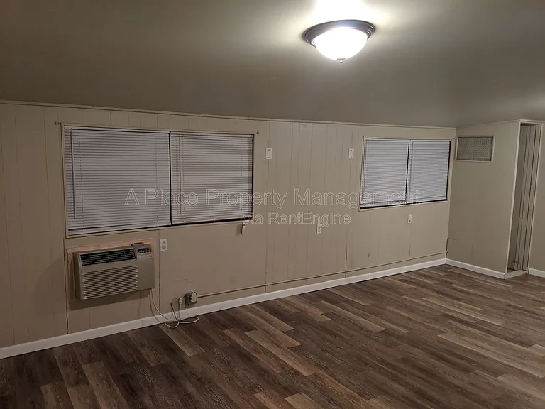 9215 Outerbelt Ct — Photo 13