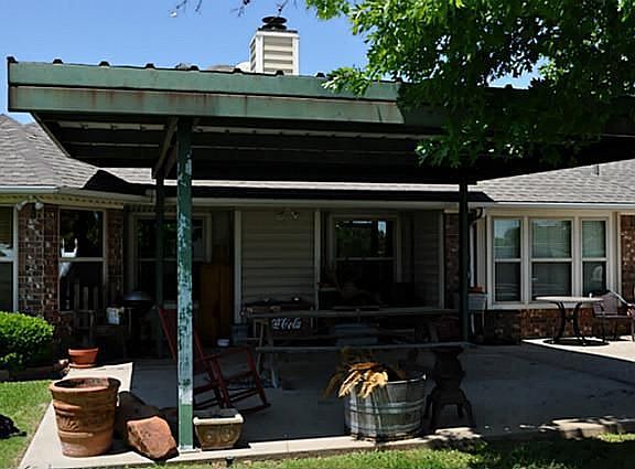 4th image of 120 Otter Ln