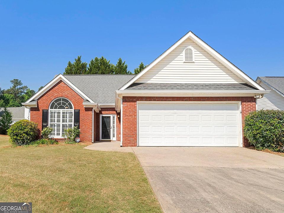 1st image of 295 Cloverwood Dr
