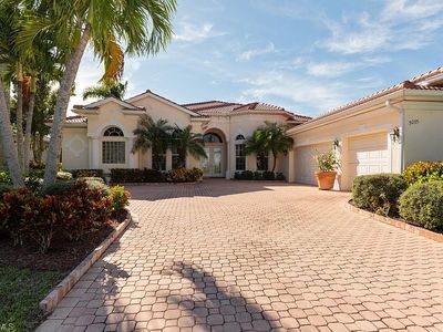5095 Castlerock Way, Naples, FL, 34112