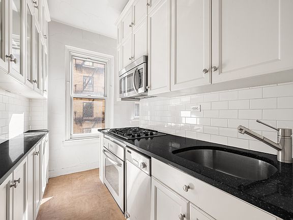 5th image of 77 Park Ave #11A