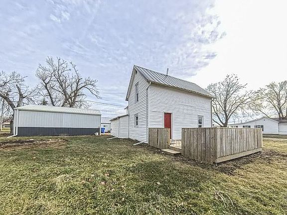 3rd image of 306 W Reed St