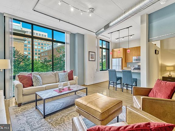 5th image of 520 John Carlyle St Unit 226