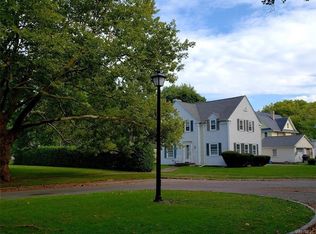 411 Howell Pkwy, Medina, NY 14103