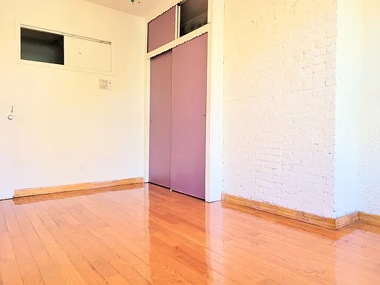 Rented by Virtual Real Estate | media 27