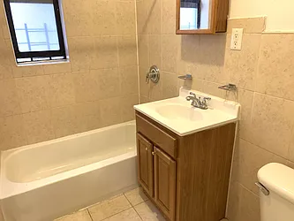 Rented by Tapiro Realty