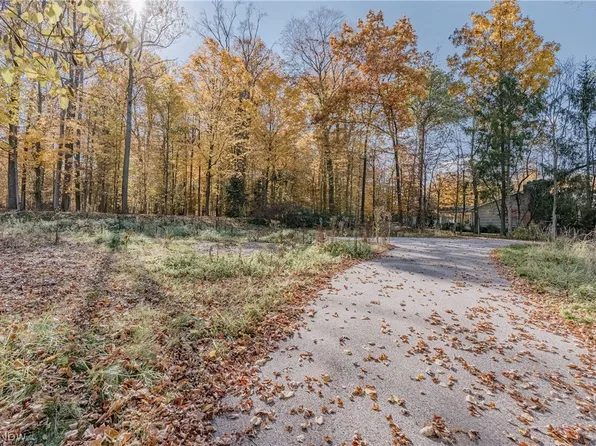 29276 Bolingbrook Rd, Pepper Pike, OH 44124